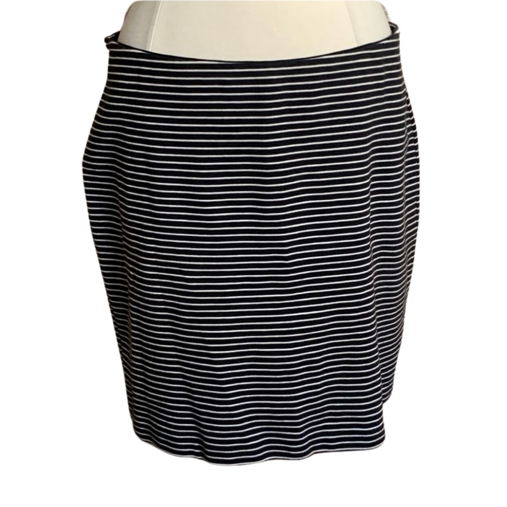 LOFT Navy Striped Knit Skirt Size Large